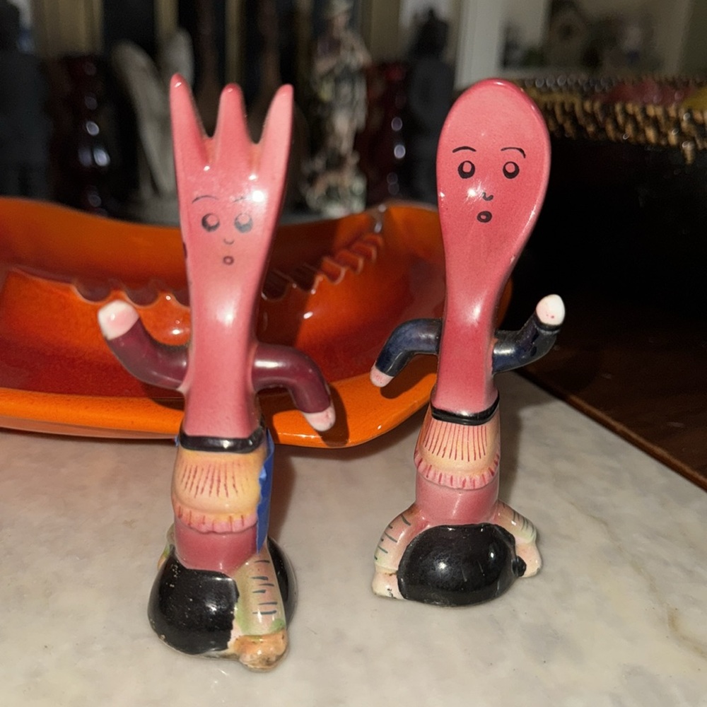 Vintage Fork and Spoon Salt and Pepper Shaker - Picture 3 of 5